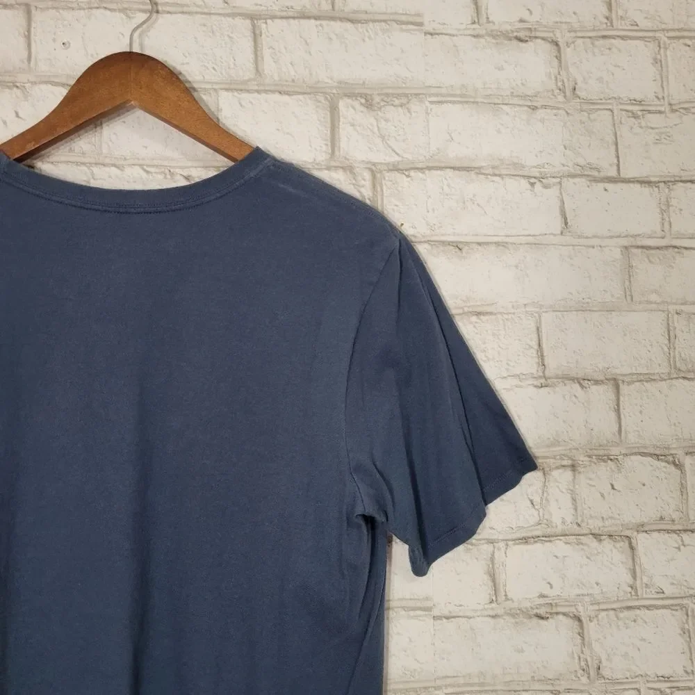 NIKE short sleeve graphic tee